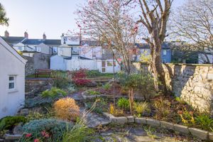 Photo 27- click for photo gallery